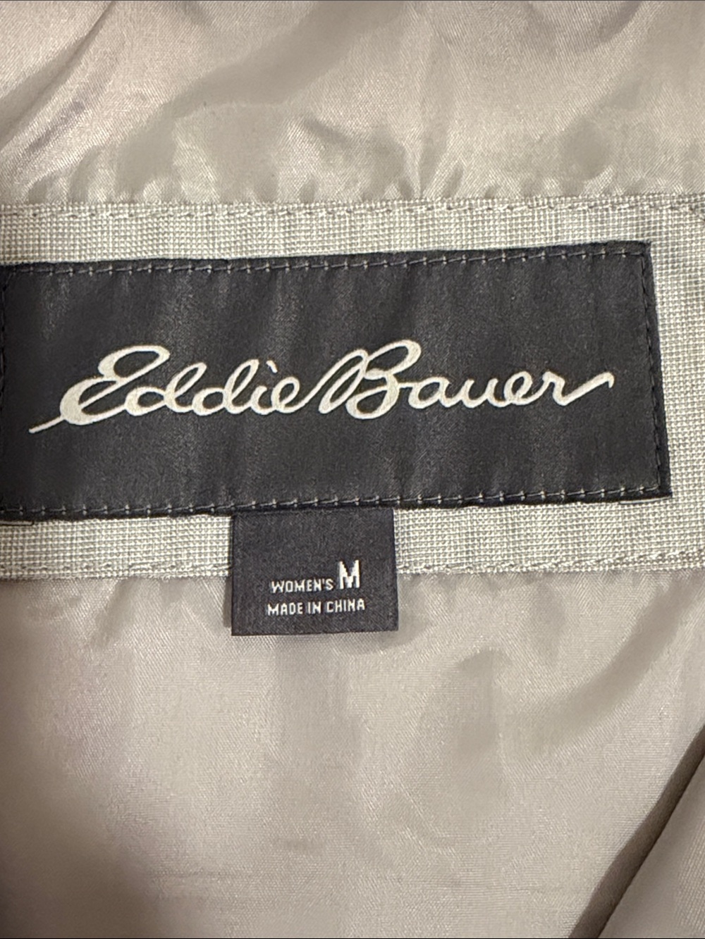 Eddie Bauer WeatherEdge Women’s M Hooded Rain Jacket Belted Gray Waterproof - Picture 2 of 7